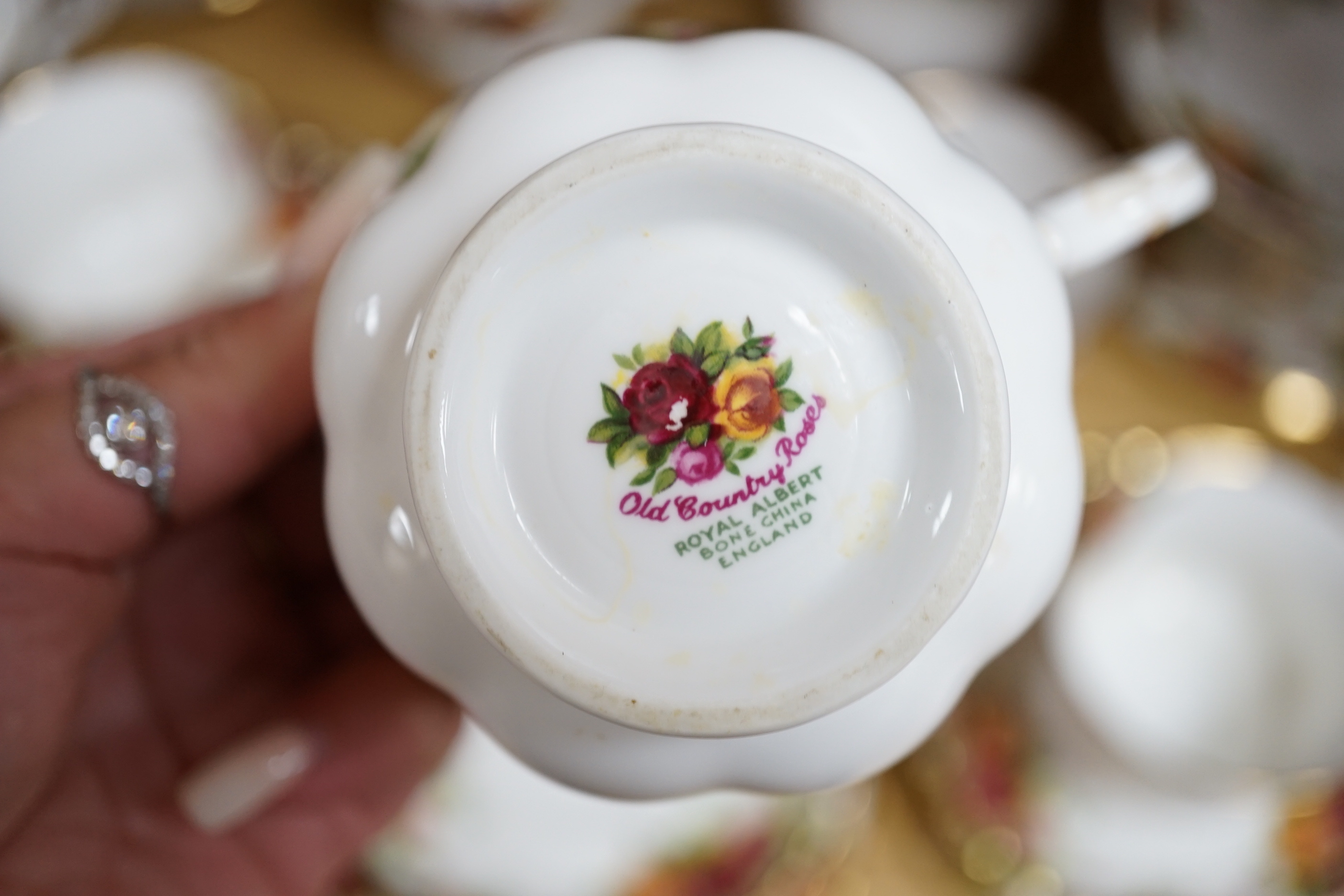 Royal Albert Old Country Roses, a part service